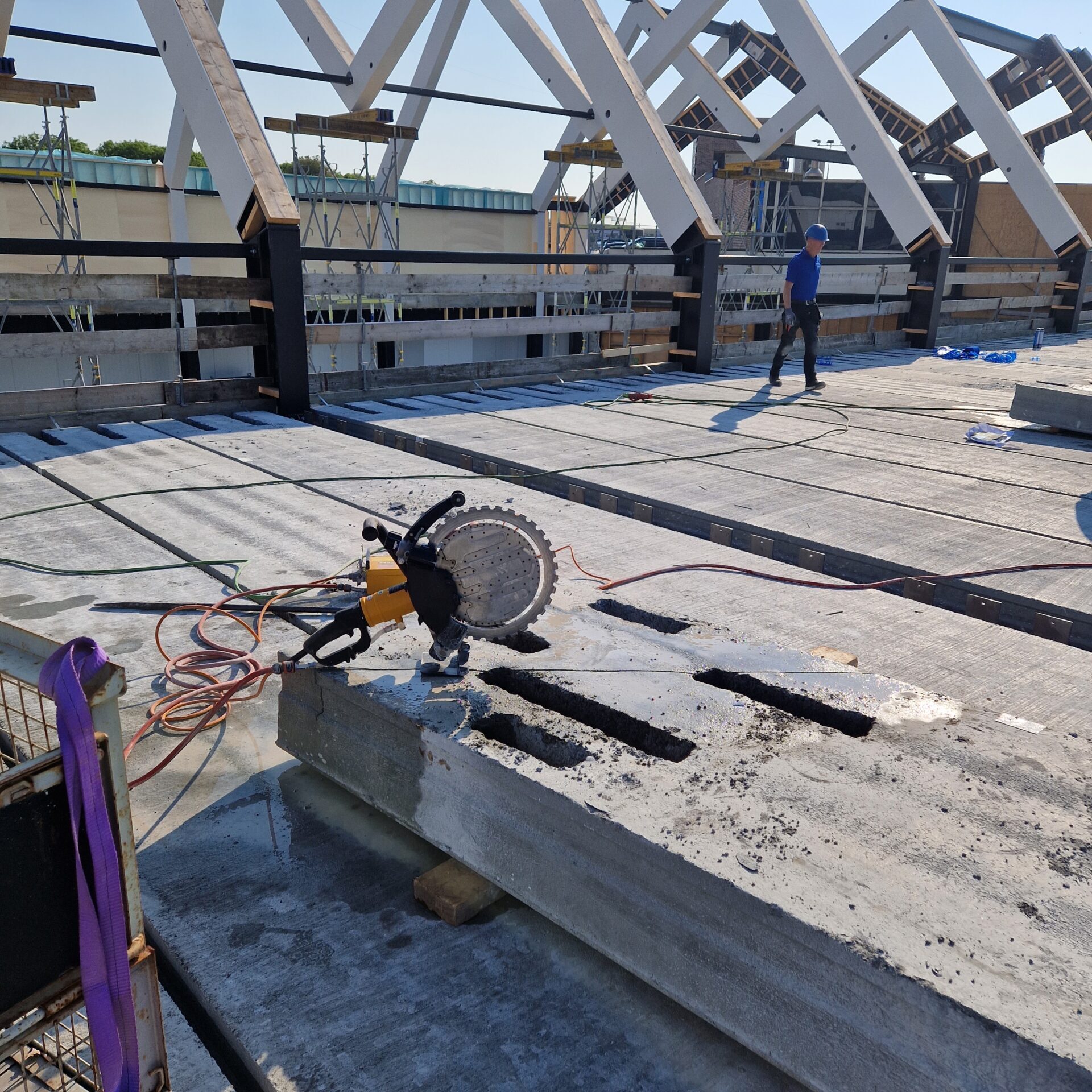 zaagwerk voor kanaalplaten